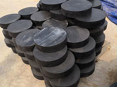 南岗区板式橡胶支座由若干层橡胶片与薄钢板经加压硫化